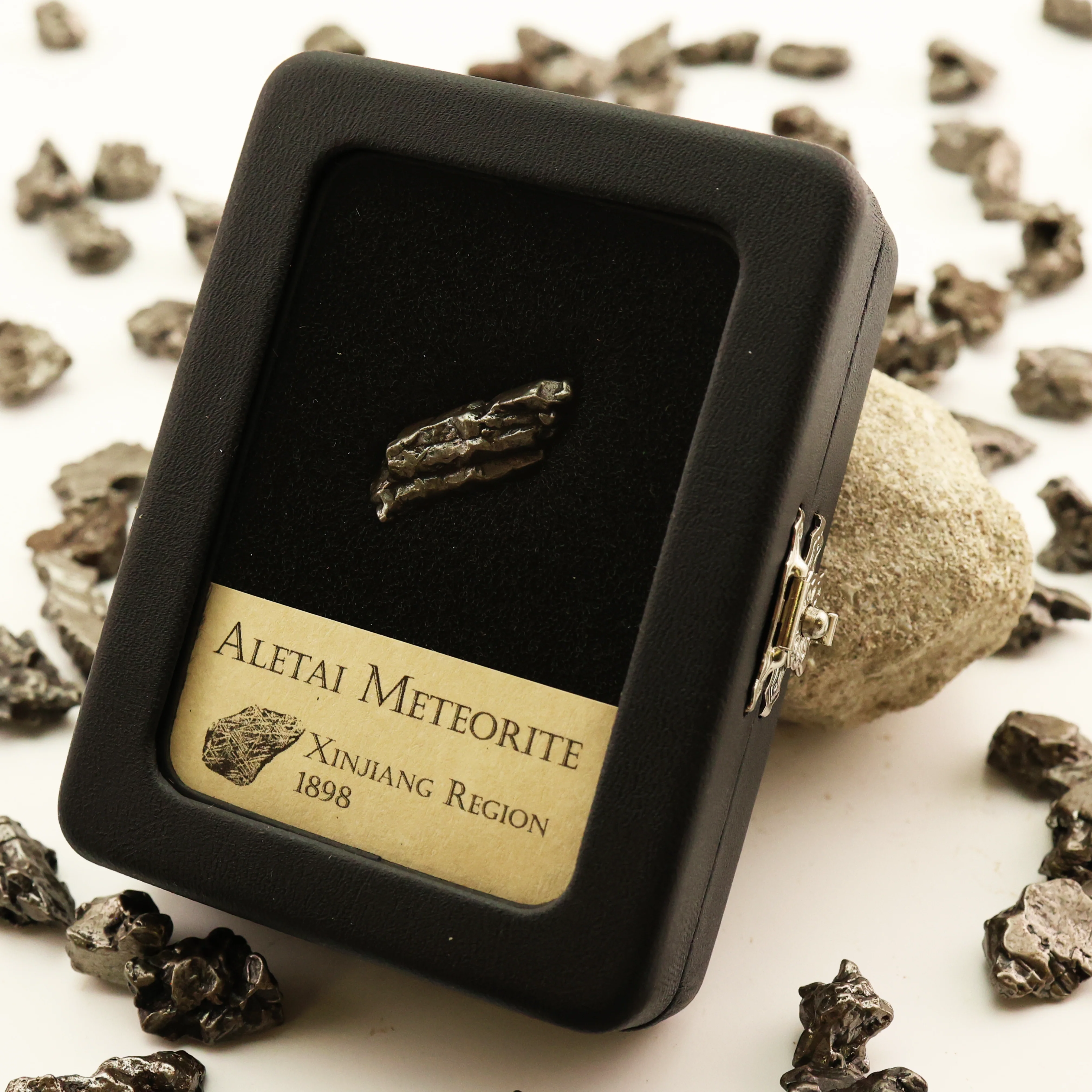 Meteor Fragment | Aletai Meteorite - Image 3